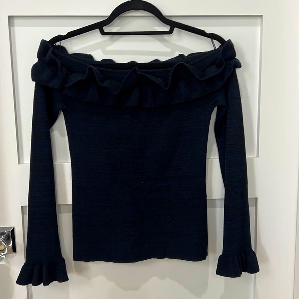 White House black market Ruffled, navy blue, size small sweater
